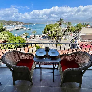 mek-homes-1.aegeanhotels.net/