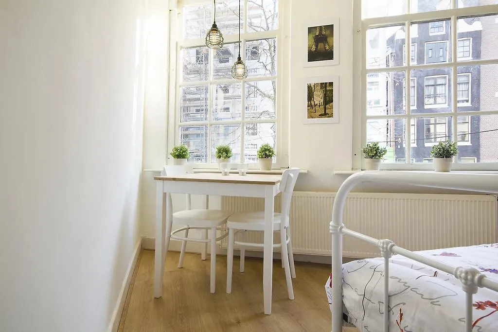 Apartamento Spui'S The Limit Ámsterdam Habitación en casa particular